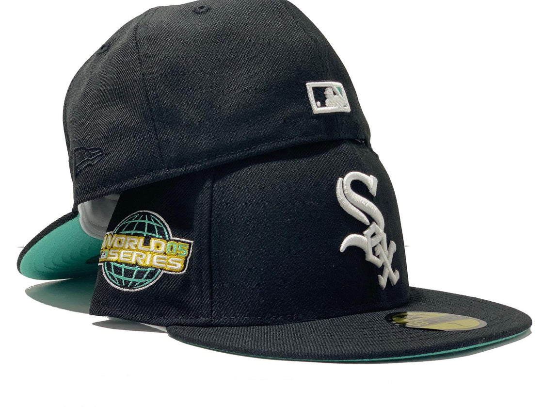 CHICAGO WHITE SOX 2005 WORLS SERIES BLACK MINT GREEN BRIM NEW ERA FITTED