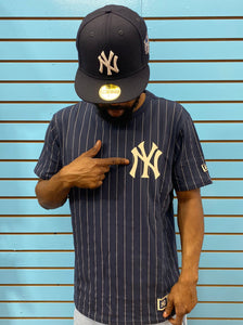 Exclusive Fitted Navy Blue New York Yankees Gray Pinstripe New Era Short Sleeve T-Shirt 2XL