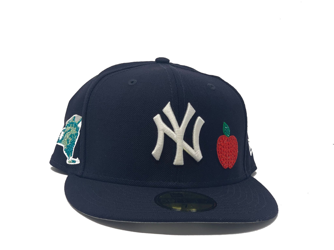 Navy Blue New York Yankees MLB Crystal Icons New Era Fitted Hat