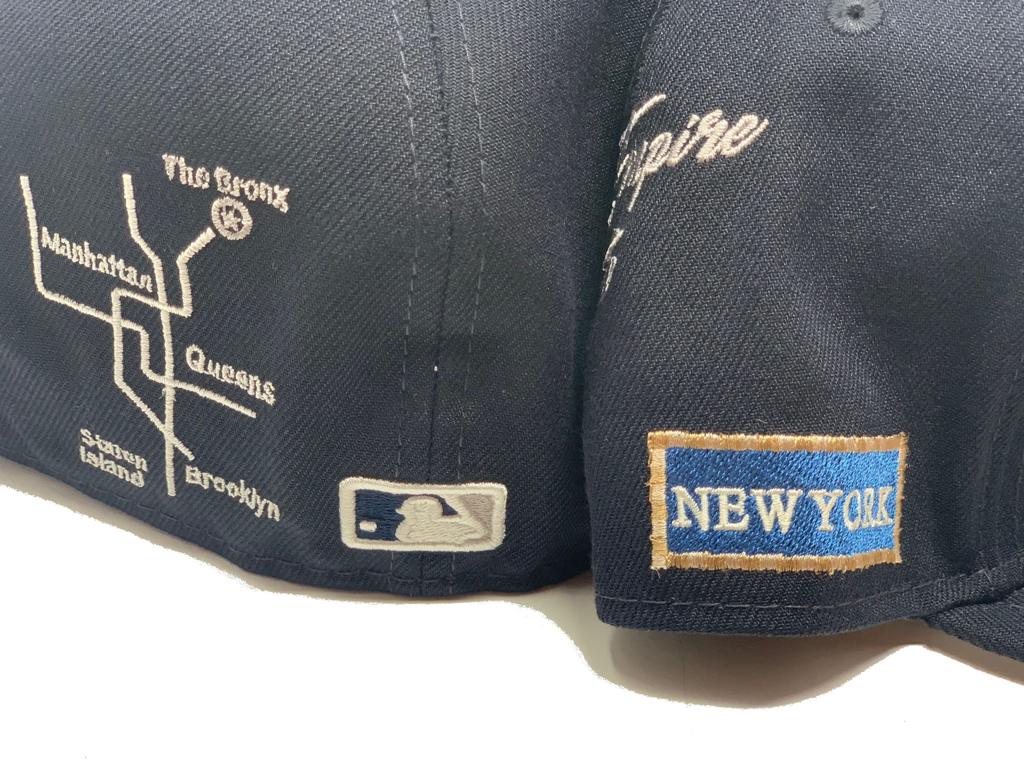 Navy Blue New York Yankees MLB City Transit Collection By New Era – Sports  World 165