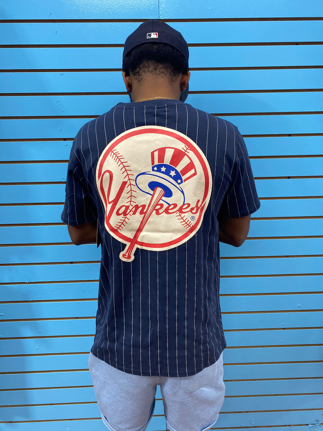 New York YANKEES PIN STRIPE NEW ERA SHIRT