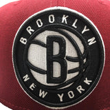 BROOKLYN NETS NEW ERA 59FIFTY BURGENDY CAP WITH BLACK VISOR