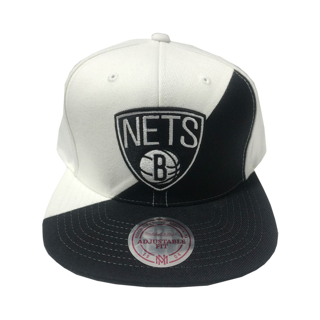 MITCHELL AND NESS NBA QUADRIGA BROOKLYN NETS SNAPBACK HAT