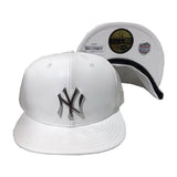 NEW YORK YANKEE FAUX LEATHER METAL LOGO 59FIFTY NEW ERA FITTED