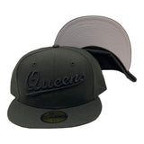 Queens All Black  New Era Fitted