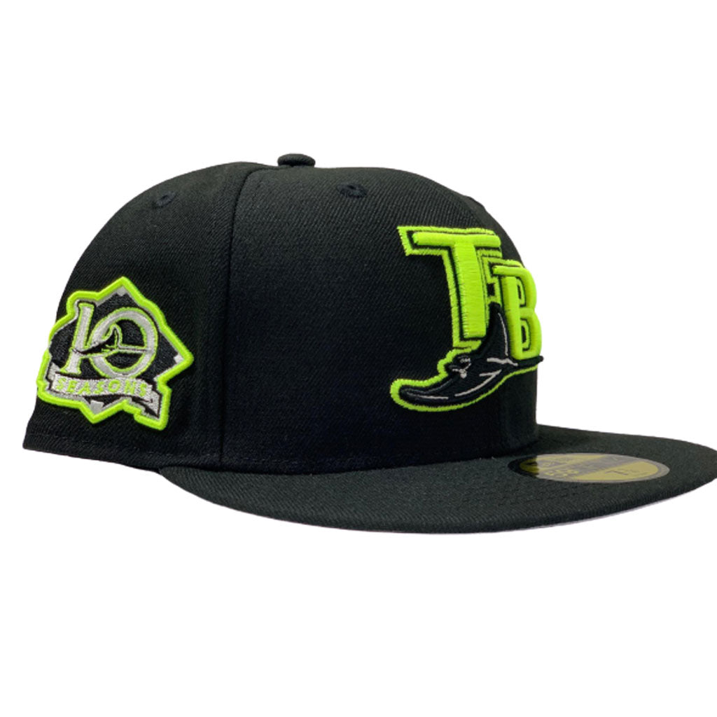 TAMPA BAY BLACK LIME LOGO 10TH SEASON 59FIFTY NEW ERA FITTED HAT