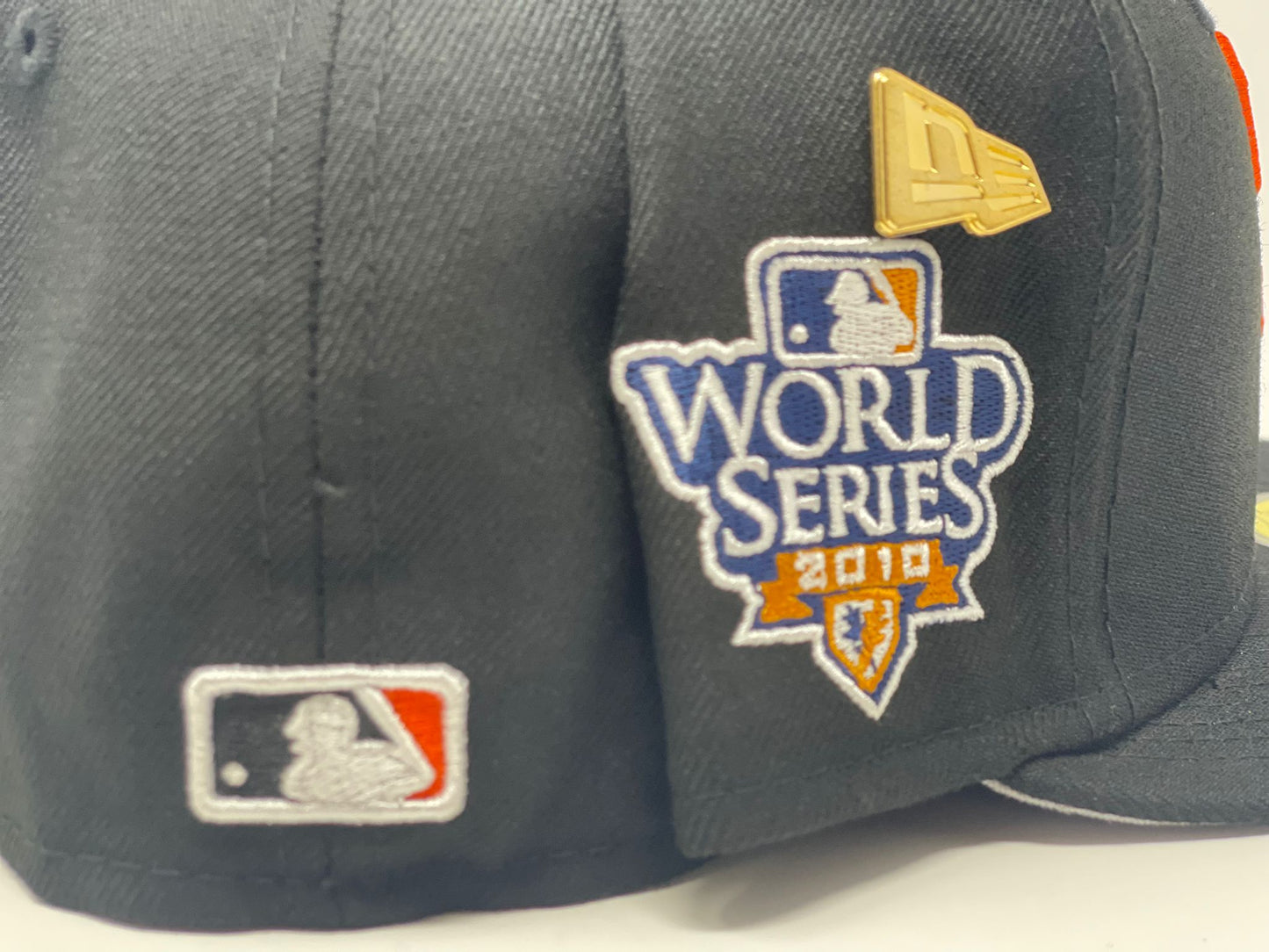 SAN FRANCISCO GIANTS 2010 WORLD SERIES "59FIFTY DAY" GRAY BRIM NEW ERA FITTED HAT