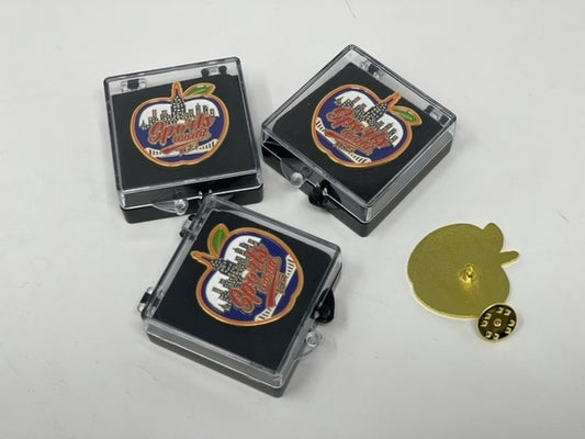 Sports World 165 Big Apple Hat Metal Pin