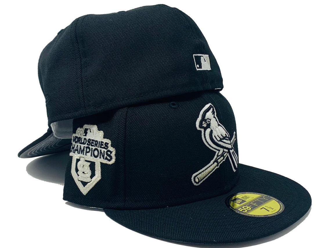 ST. LOUIS CARDINALS 2011 WORLD SERIES CHAMPIONS BLACK 3M REFLECTIVE BRIM 