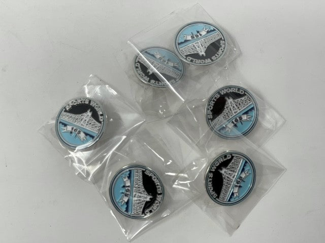 Sports World 165 Queens Bridge hat metal pin