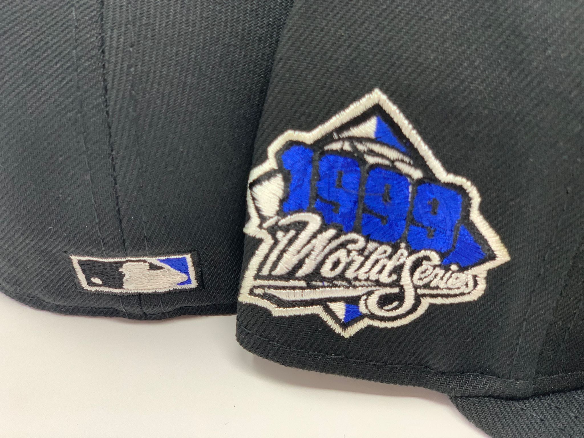Red New York Yankees 1999 World Series Custom New Era Fitted Hat – Sports  World 165