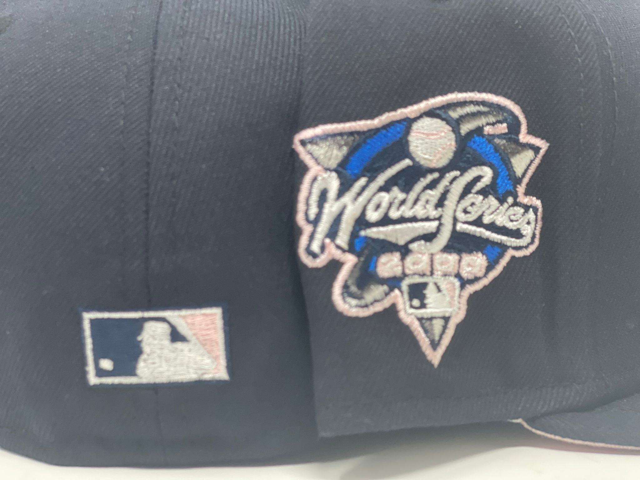 NEW YORK YANKEES 2000 WORLD SERIES GALAXY TRAIL BLUE NEW ERA FITTED –  SHIPPING DEPT