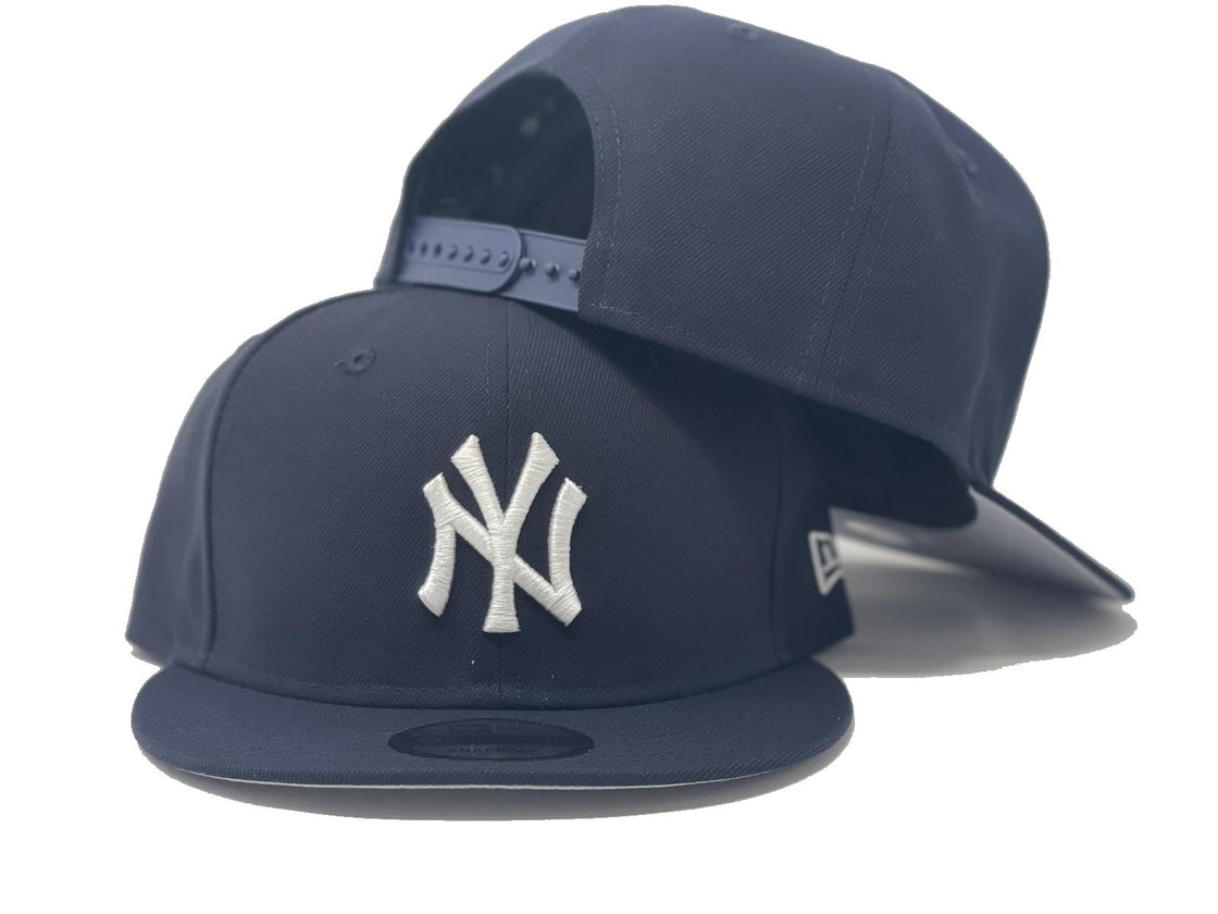 NEW YORK YANKEES NAVY 950 NEW ERA ADJUSTABLE SNAPBACK HAT