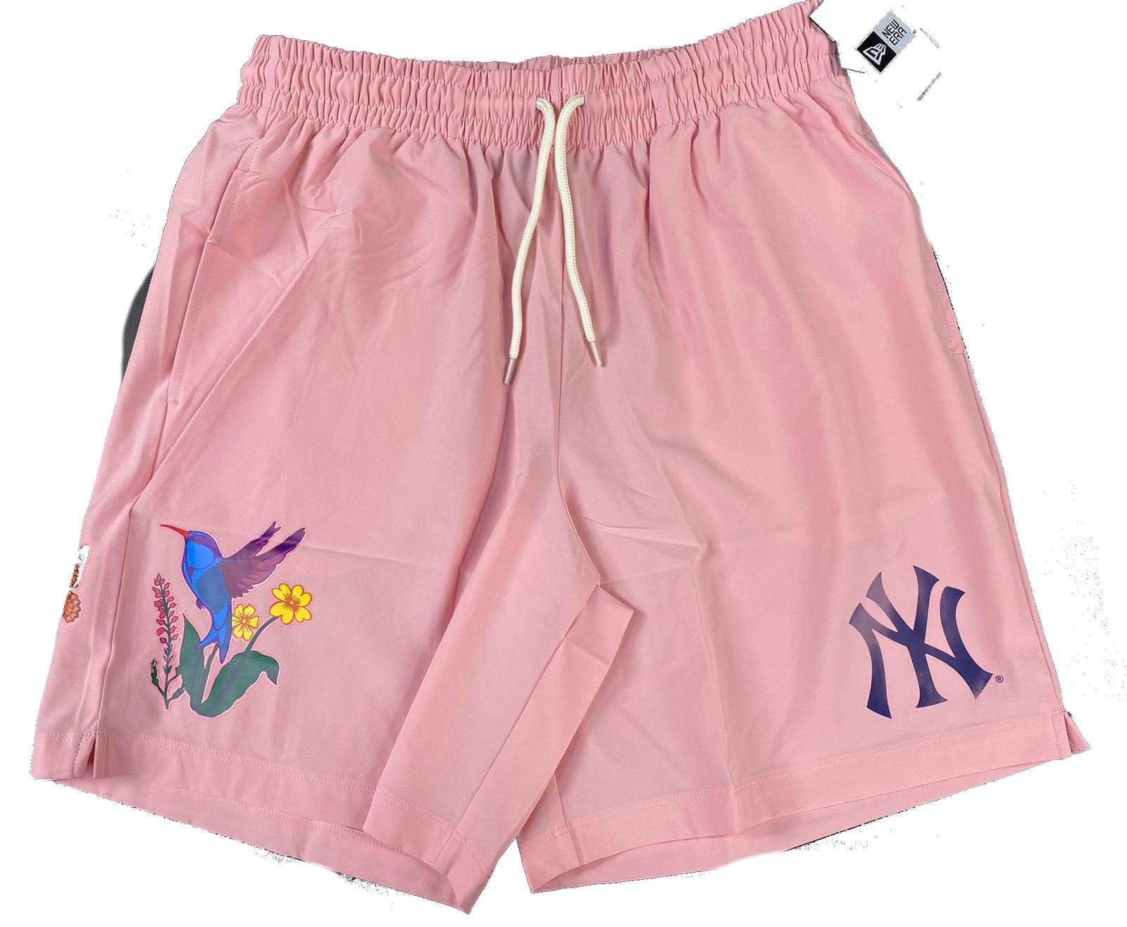 Official New Era League Essentials New York Yankees Shorts C2_19 C2_19