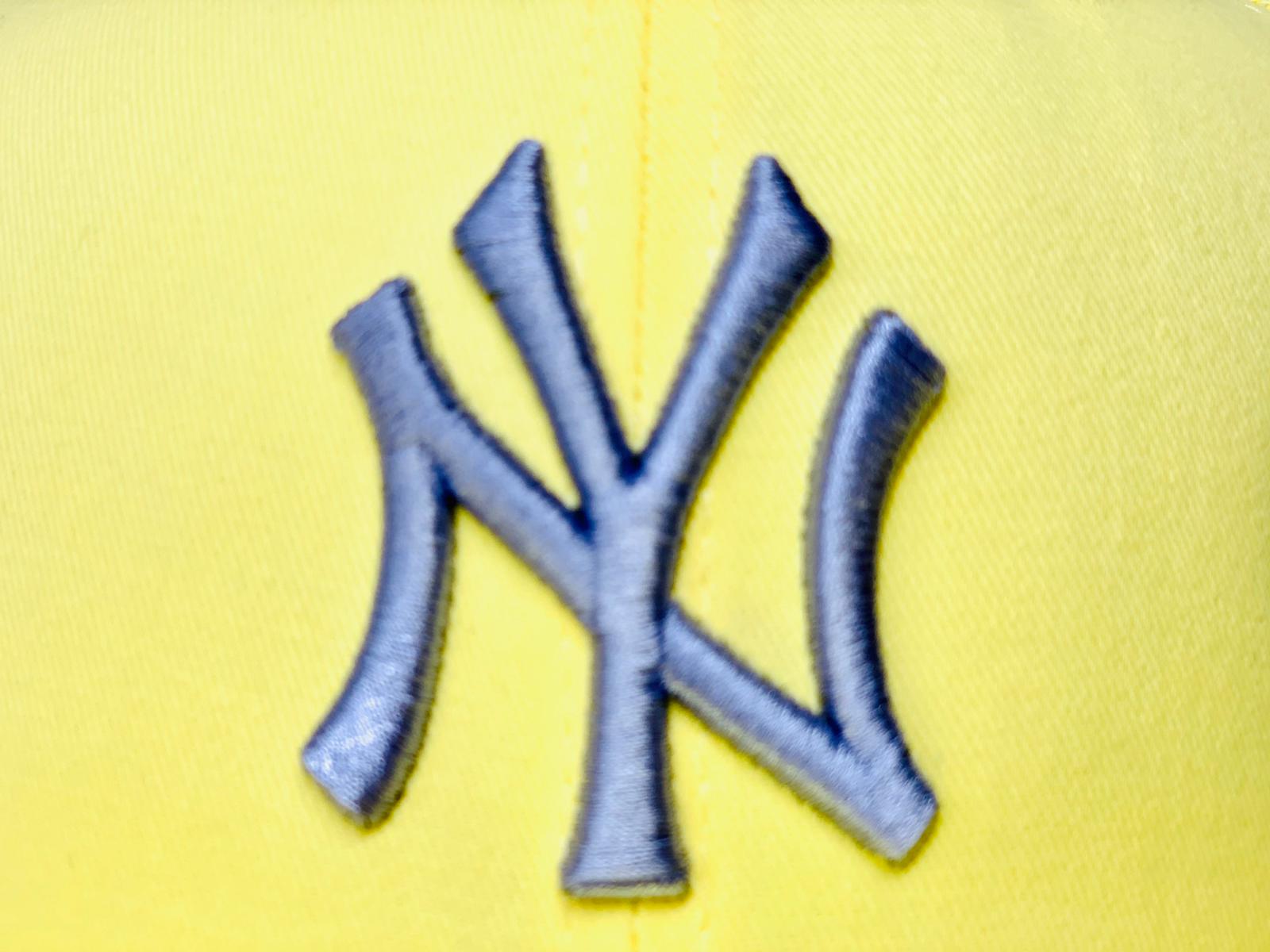 NEW YORK YANKEES 1999 WORLD SERIES LIGHT PINK SOFT YELLOW BRIM NEW ERA –  Sports World 165