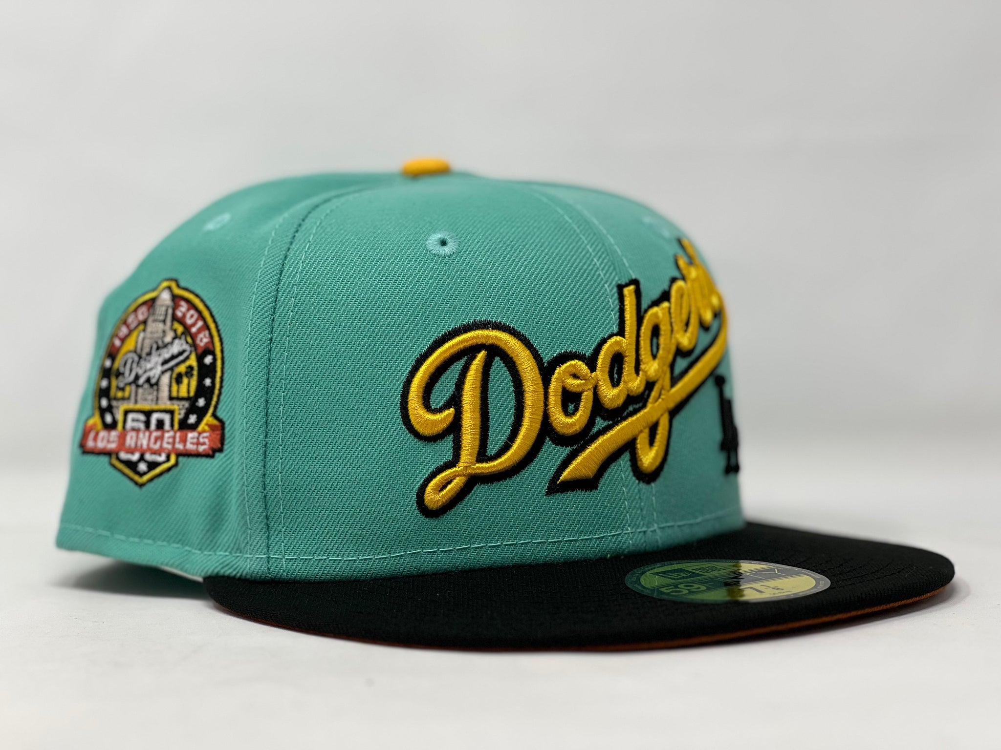 Los Angeles Dodgers METALLIC LOGO SIDE-PATCH Black Fitted Hat