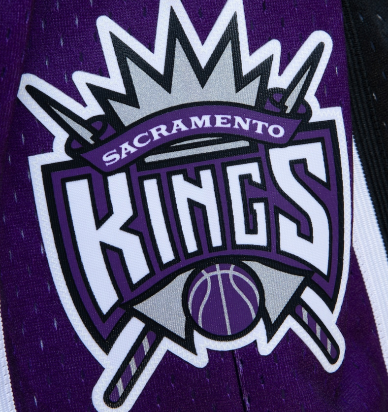 SACRAMENTO KINGS FADEAWAY 2000 NBA MITCHELL & NESS SWINGMAN SHORTS
